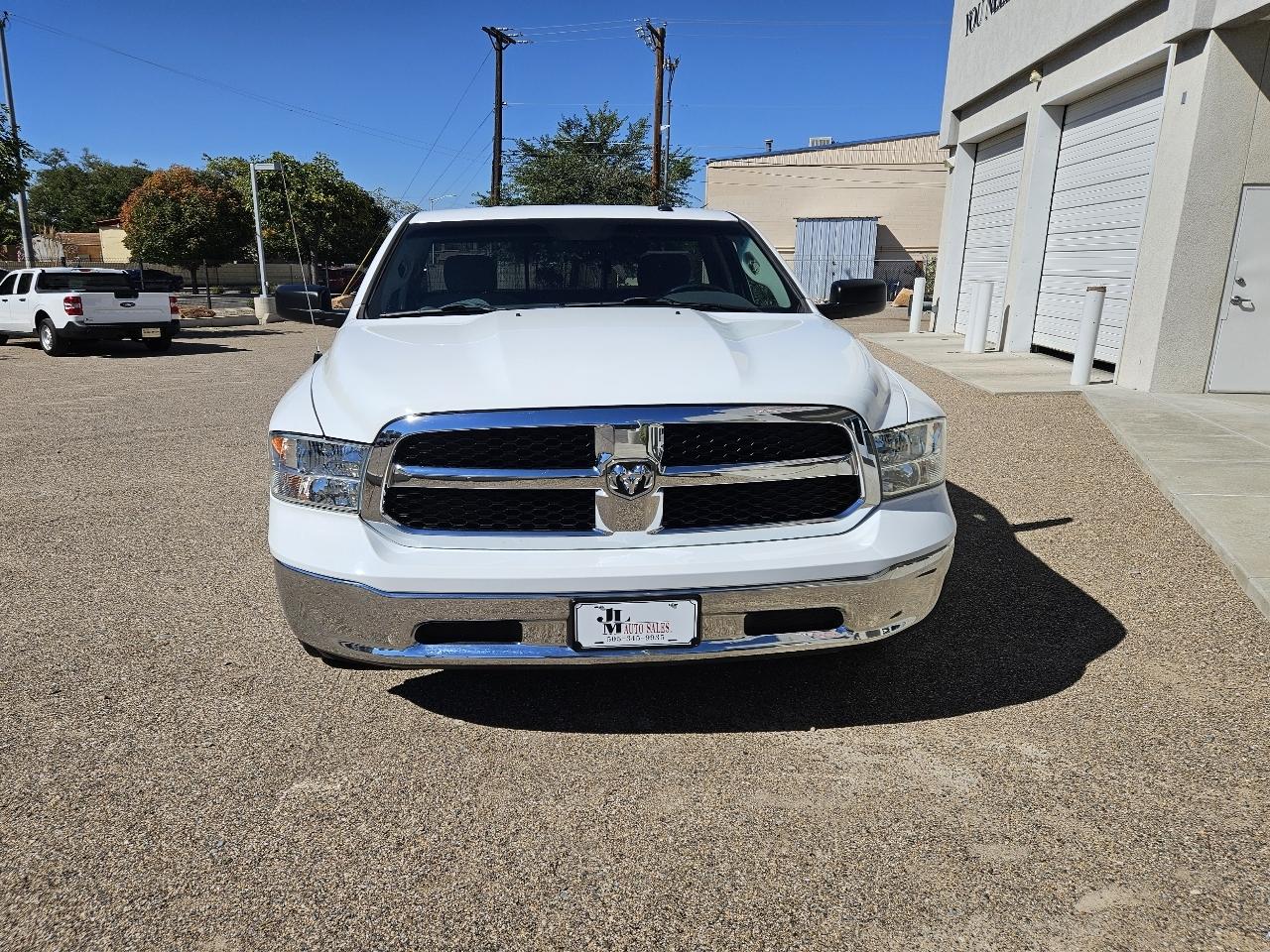 RAM 1500 Classic SLT 4x4 Reg Cab 8' Box 2019