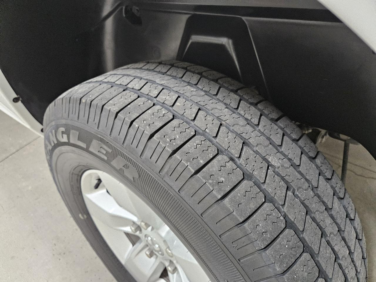 RAM 1500 Classic SLT 4x4 Reg Cab 8' Box 2019