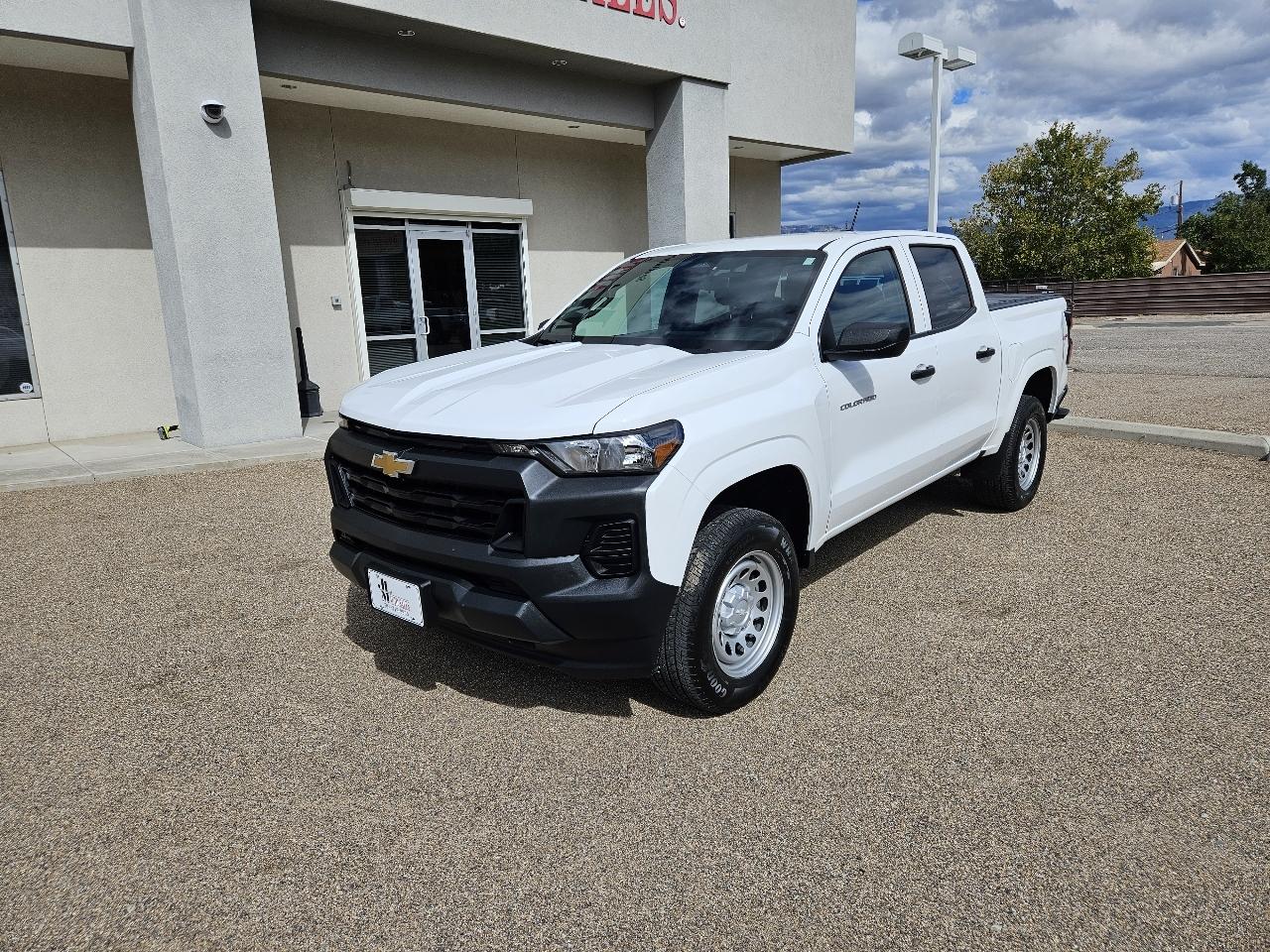 2024 Chevrolet Colorado 4WD Crew Cab WT