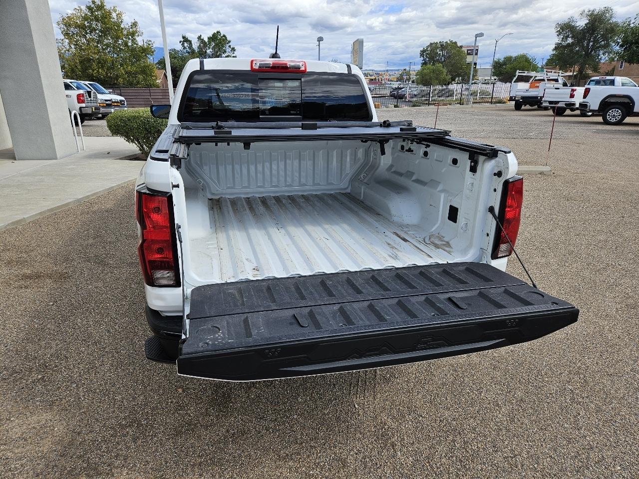 Chevrolet Colorado 4WD Crew Cab WT 2024