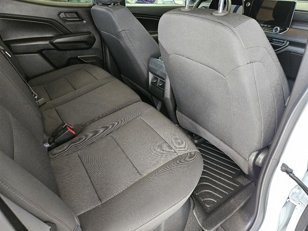 Chevrolet Colorado 4WD Crew Cab WT 2024