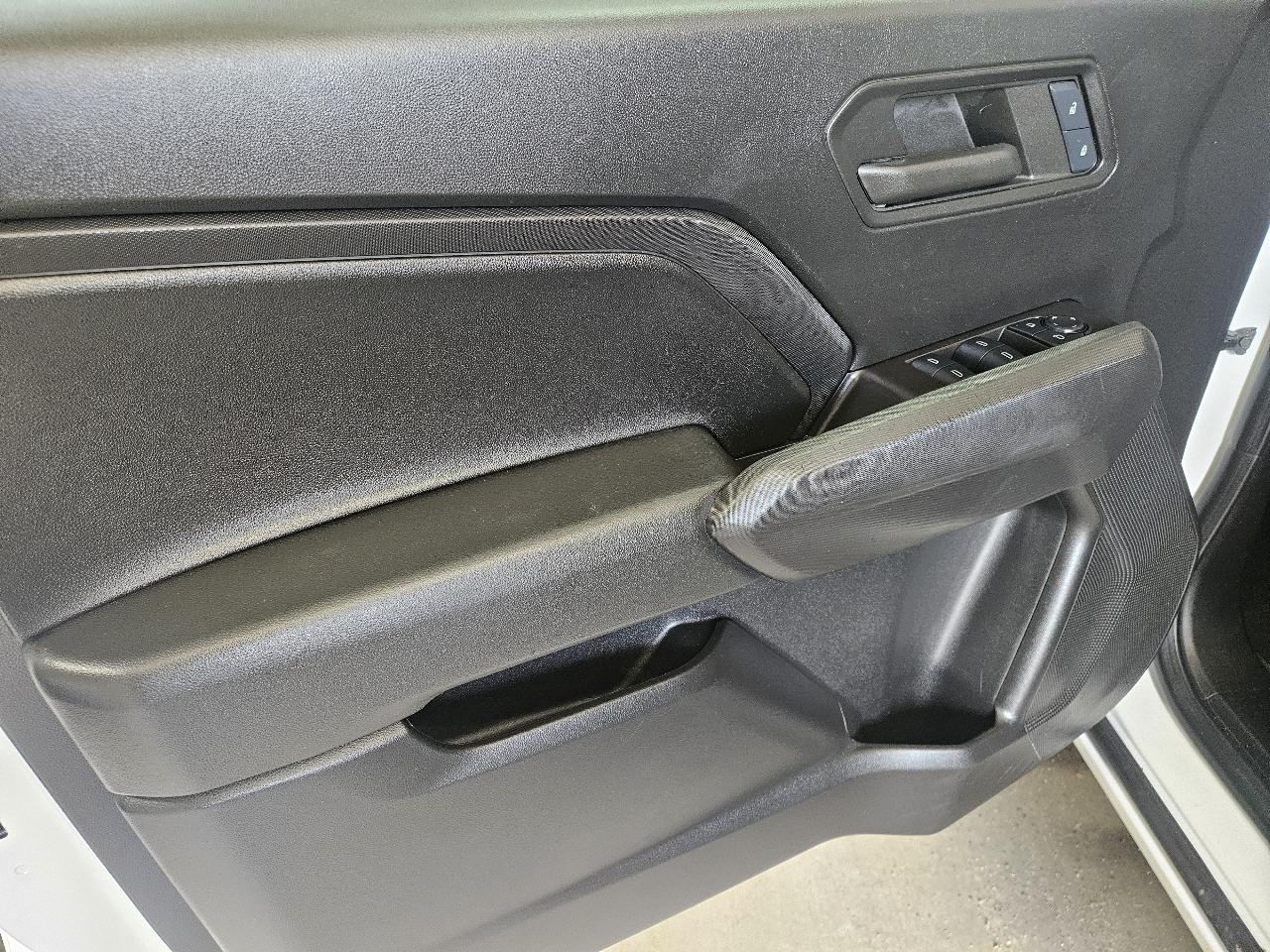 Chevrolet Colorado 4WD Crew Cab WT 2024