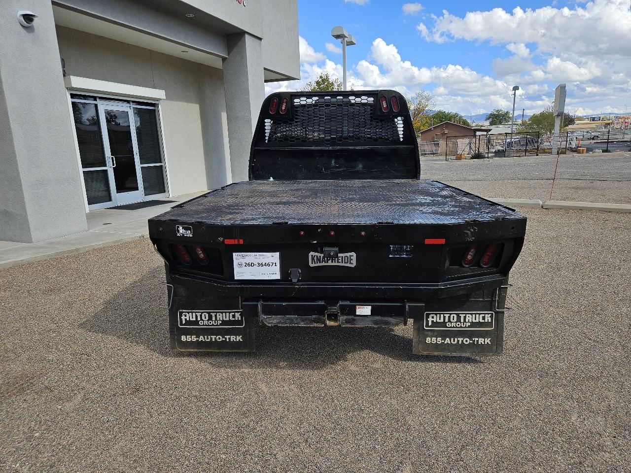 Ford Super Duty F-350 DRW XL 4WD Crew Cab 179" WB 60" CA 2022