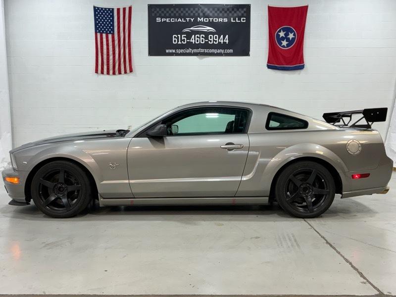 Ford Mustang GT Premium 2D Coupe 2009