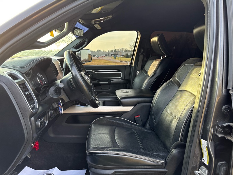 RAM 2500 Laramie Crew Cab SWB 4WD 2019