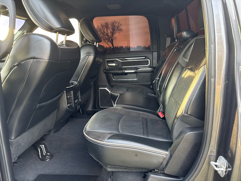 RAM 2500 Laramie Crew Cab SWB 4WD 2019