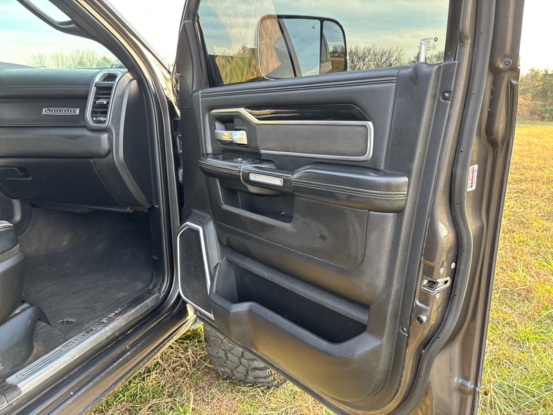 RAM 2500 Laramie Crew Cab SWB 4WD 2019