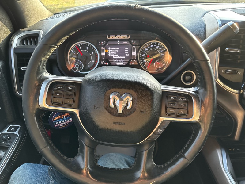 RAM 2500 Laramie Crew Cab SWB 4WD 2019