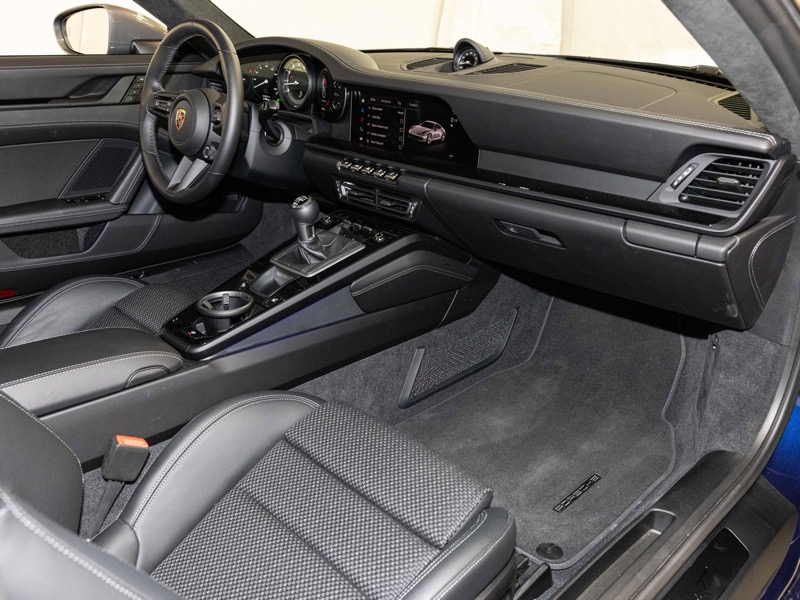 Porsche 911 Carrera T Coupe 2024