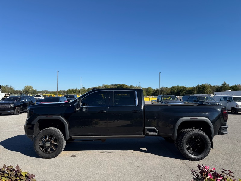GMC Sierra 3500HD Denali Crew Cab 4WD 2021 GMC Sierra 3500HD Denali Crew Cab 4WD 2021