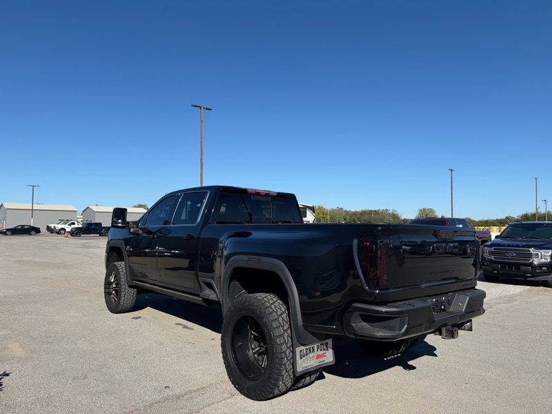 GMC Sierra 3500HD Denali Crew Cab 4WD 2021 GMC Sierra 3500HD Denali Crew Cab 4WD 2021