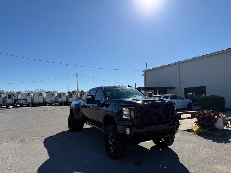GMC Sierra 3500HD Denali Crew Cab 4WD 2021 GMC Sierra 3500HD Denali Crew Cab 4WD 2021