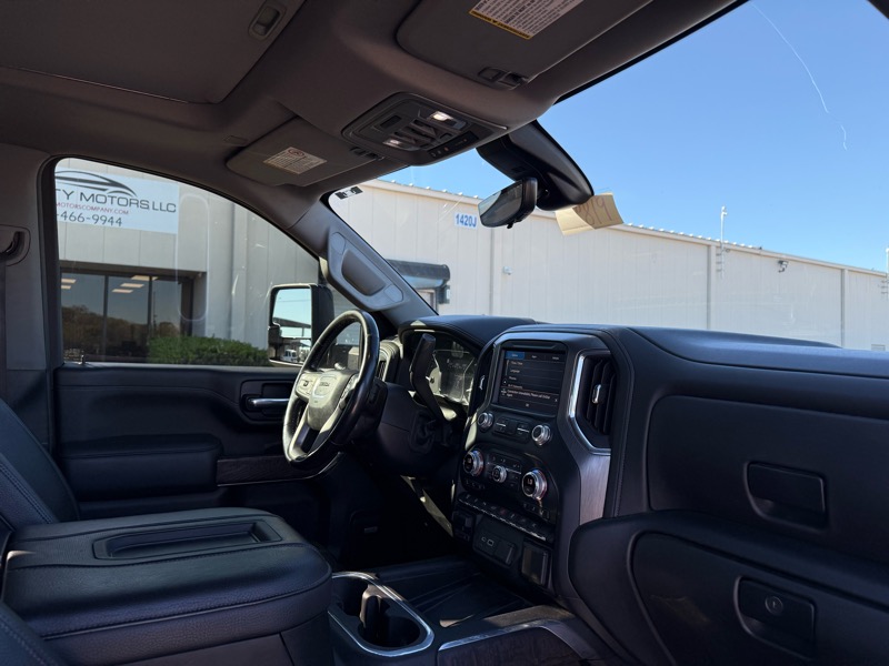 GMC Sierra 3500HD Denali Crew Cab 4WD 2021 GMC Sierra 3500HD Denali Crew Cab 4WD 2021
