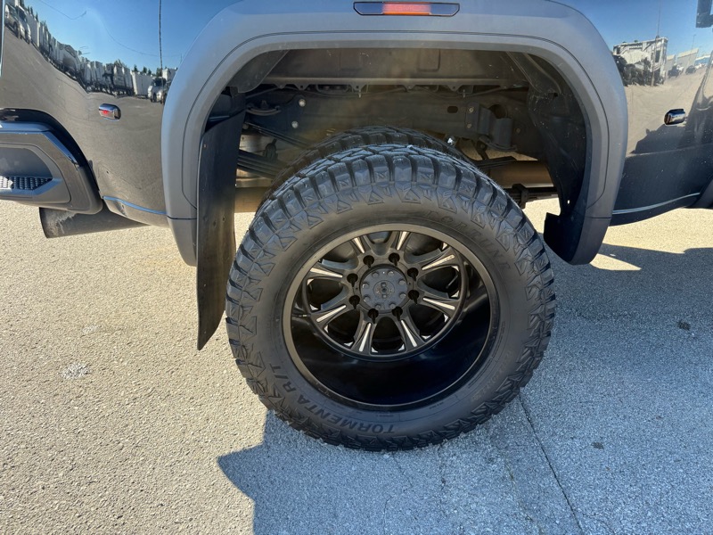 GMC Sierra 3500HD Denali Crew Cab 4WD 2021 GMC Sierra 3500HD Denali Crew Cab 4WD 2021