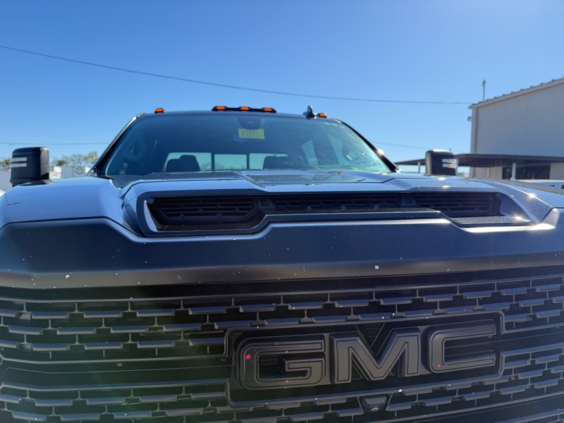 GMC Sierra 3500HD Denali Crew Cab 4WD 2021 GMC Sierra 3500HD Denali Crew Cab 4WD 2021