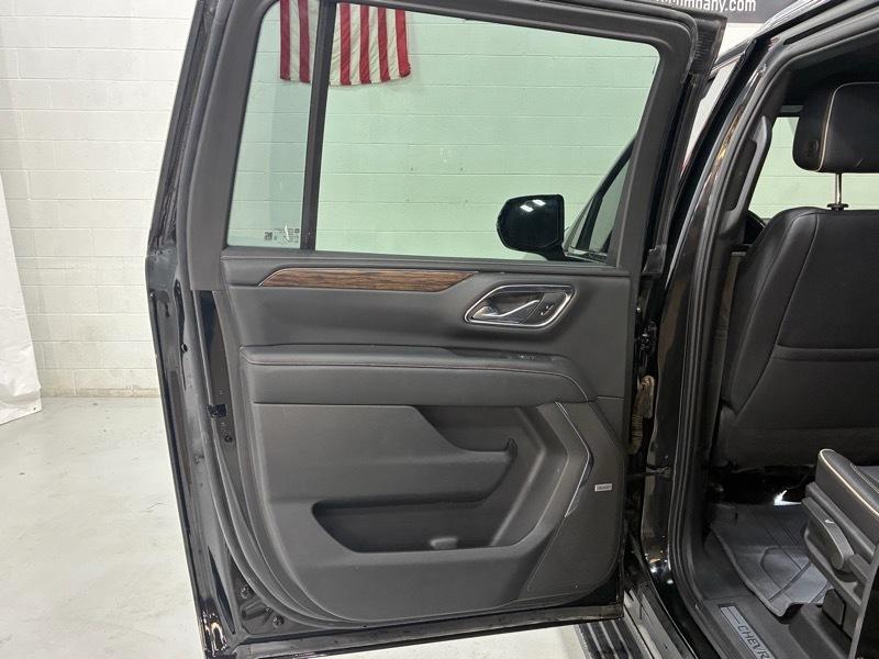 Chevrolet Suburban Premier 2023