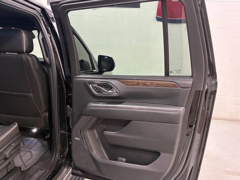 Chevrolet Suburban Premier 2023