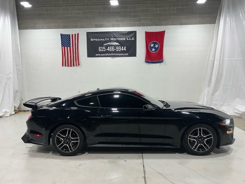 Ford Mustang EcoBoost Coupe 2019