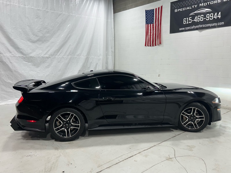 Ford Mustang EcoBoost Coupe 2019