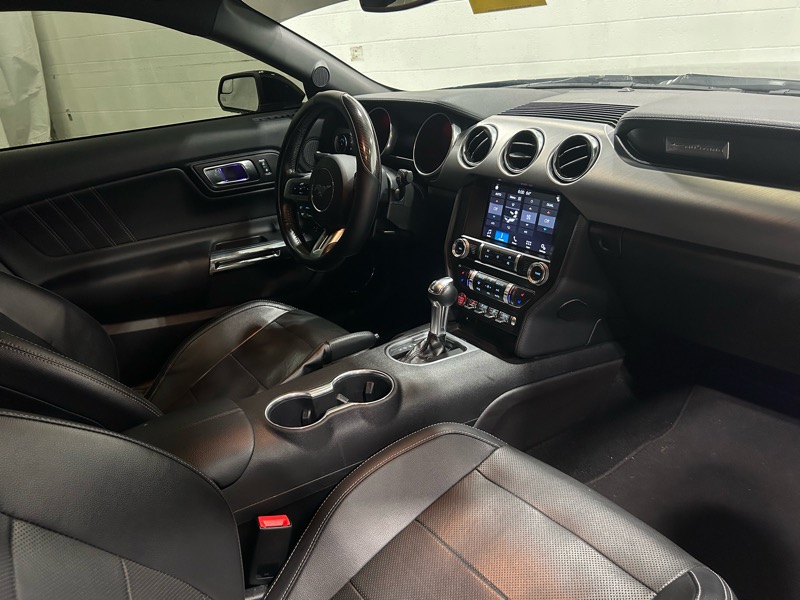 Ford Mustang EcoBoost Coupe 2019