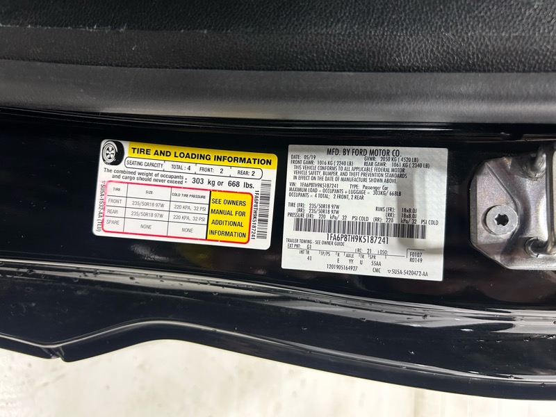 Ford Mustang EcoBoost Coupe 2019