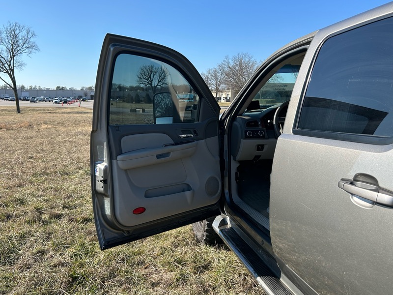 GMC Sierra 3500HD SLT Crew Cab DRW 4WD 2008