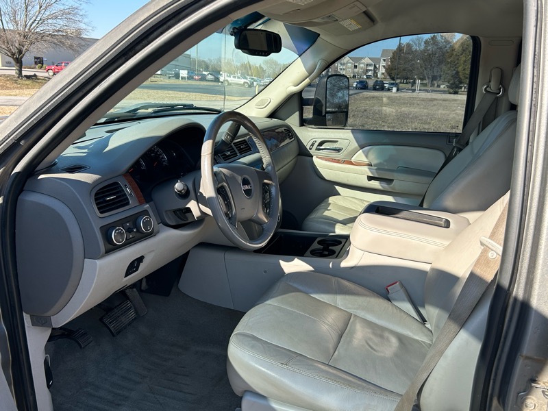 GMC Sierra 3500HD SLT Crew Cab DRW 4WD 2008