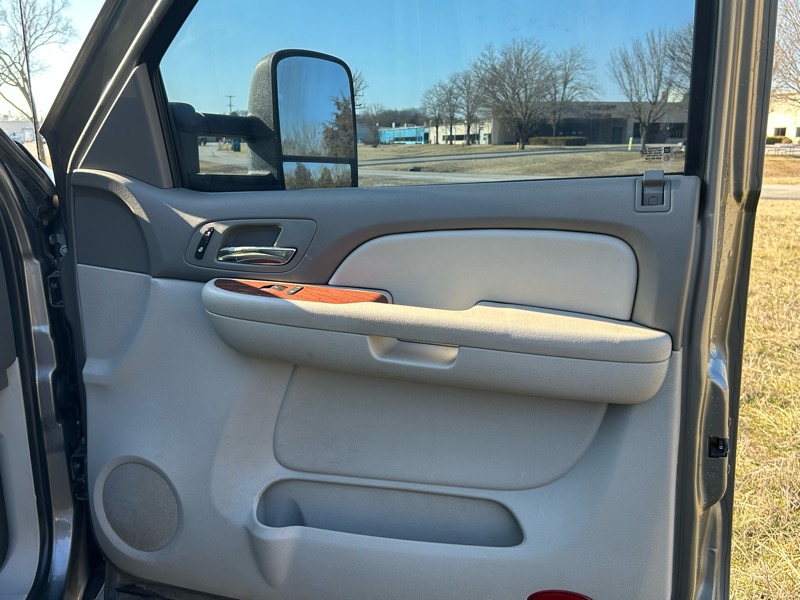 GMC Sierra 3500HD SLT Crew Cab DRW 4WD 2008