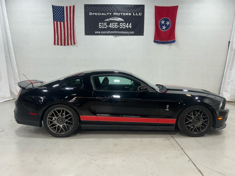 Ford Mustang Shelby GT500 Fastback 2012
