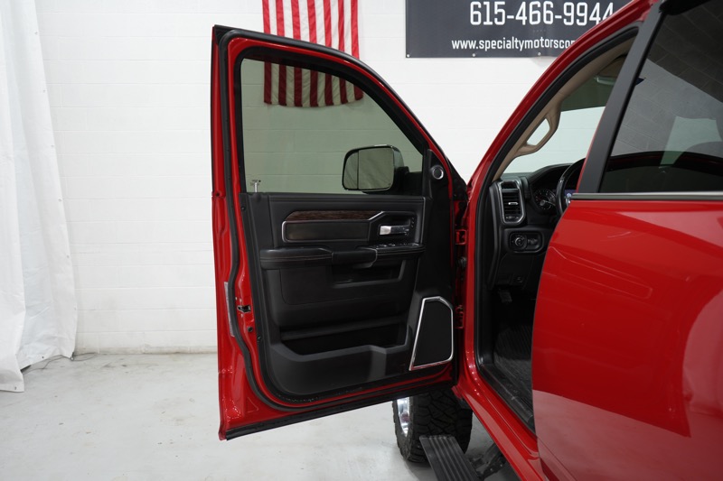 RAM 2500 Laramie Crew Cab SWB 4WD 2021