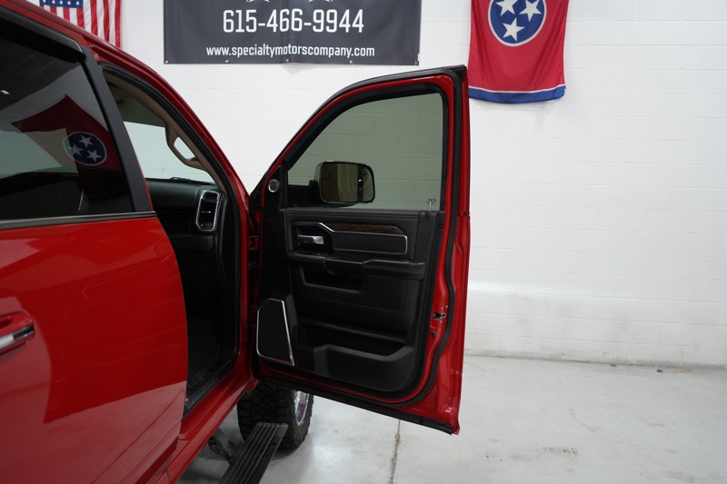 RAM 2500 Laramie Crew Cab SWB 4WD 2021