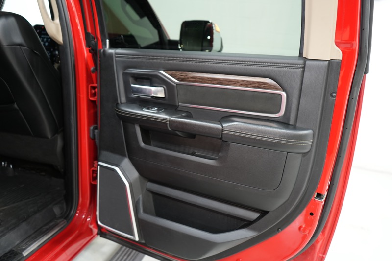 RAM 2500 Laramie Crew Cab SWB 4WD 2021