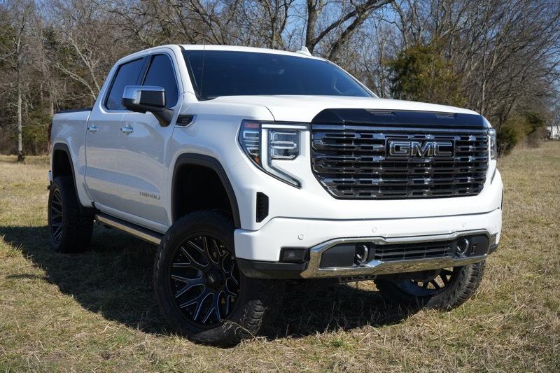 GMC Sierra 1500 Denali Crew Cab Short Box 4WD 2023