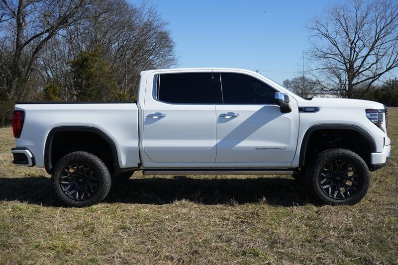 GMC Sierra 1500 Denali Crew Cab Short Box 4WD 2023