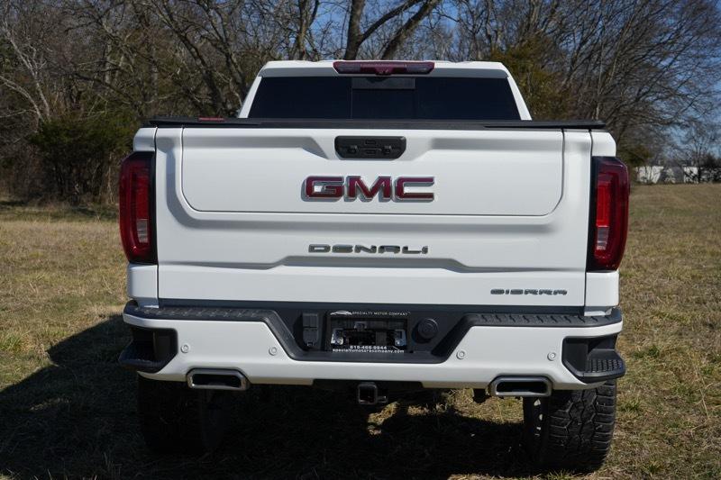 GMC Sierra 1500 Denali Crew Cab Short Box 4WD 2023