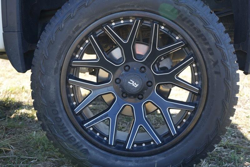 GMC Sierra 1500 Denali Crew Cab Short Box 4WD 2023