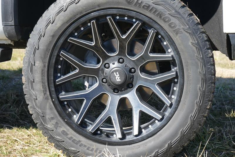 GMC Sierra 1500 Denali Crew Cab Short Box 4WD 2023