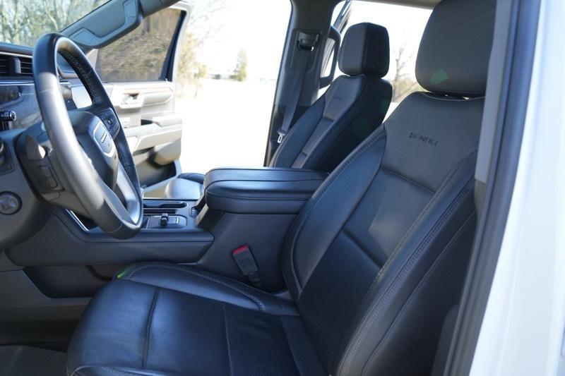 GMC Sierra 1500 Denali Crew Cab Short Box 4WD 2023