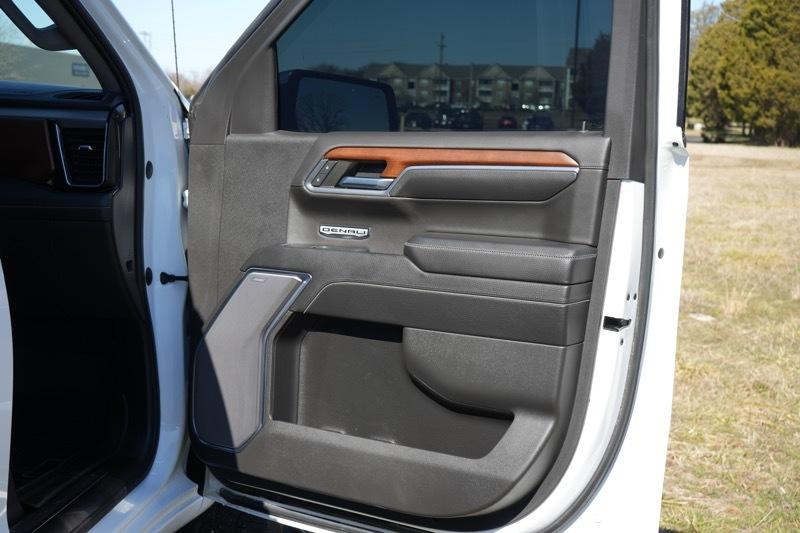 GMC Sierra 1500 Denali Crew Cab Short Box 4WD 2023