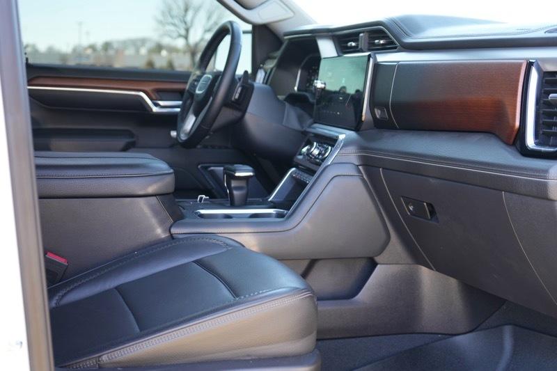 GMC Sierra 1500 Denali Crew Cab Short Box 4WD 2023