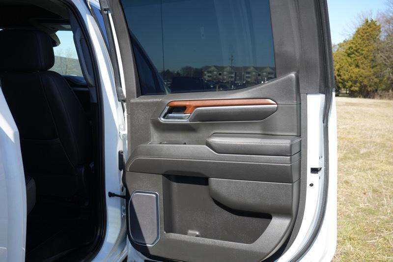 GMC Sierra 1500 Denali Crew Cab Short Box 4WD 2023