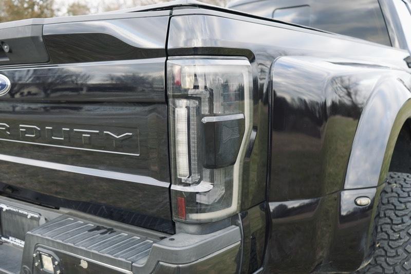 Ford F-450 SD Lariat Crew Cab DRW 4WD 2022