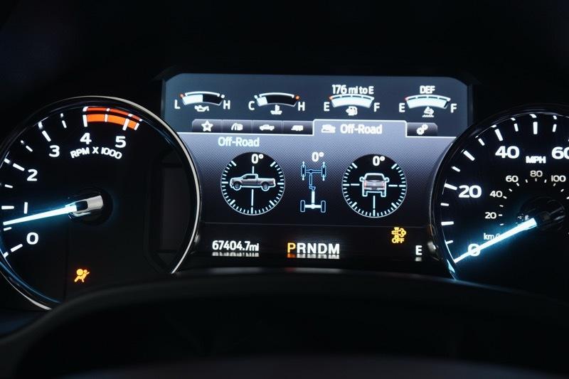 Ford F-450 SD Lariat Crew Cab DRW 4WD 2022