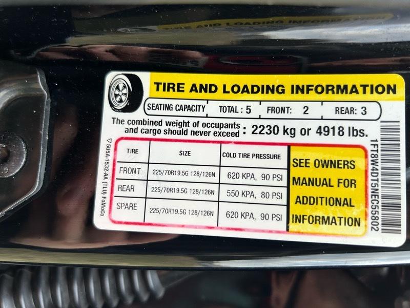 Ford F-450 SD Lariat Crew Cab DRW 4WD 2022