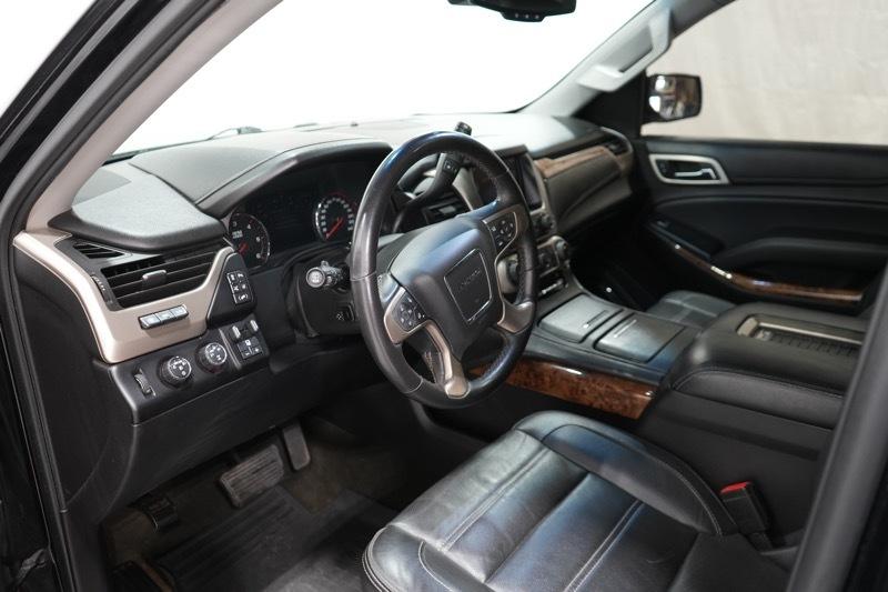 GMC Yukon XL Denali 2015