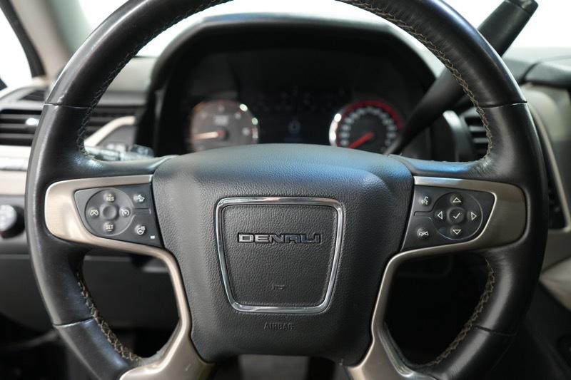 GMC Yukon XL Denali 2015