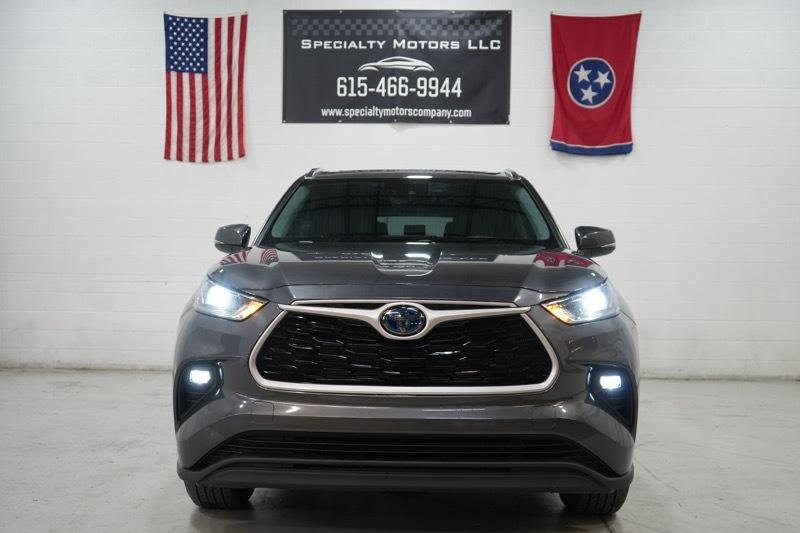 Toyota Highlander Hybrid XLE AWD 2021