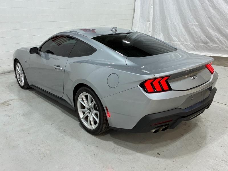 Ford Mustang GT Premium 2D Coupe 2024