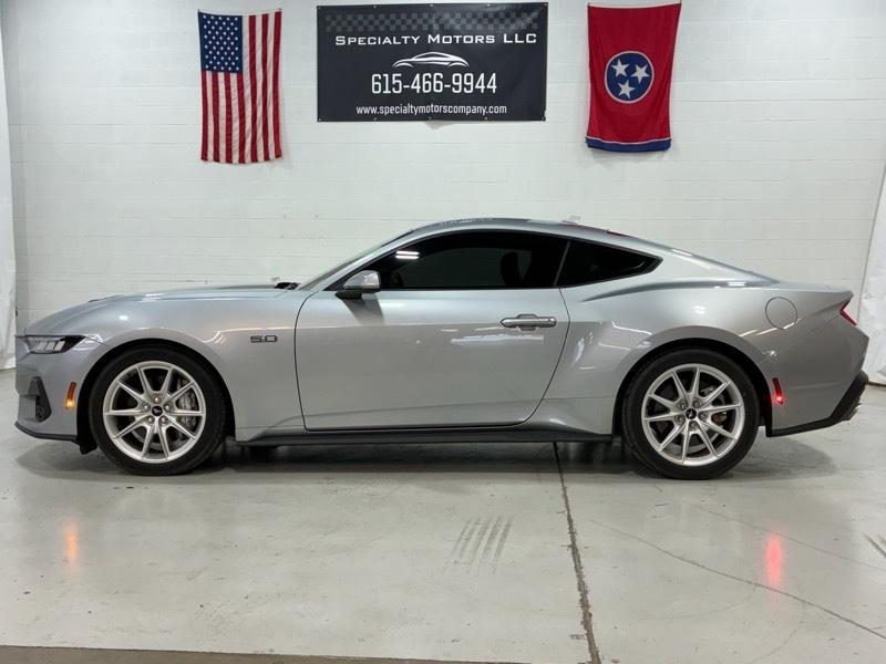 Ford Mustang GT Premium 2D Coupe 2024