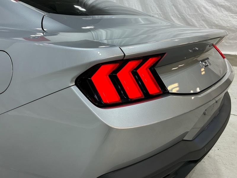 Ford Mustang GT Premium 2D Coupe 2024